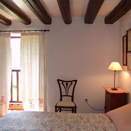 Casas De Zapatierno Guest House Espierba Room photo