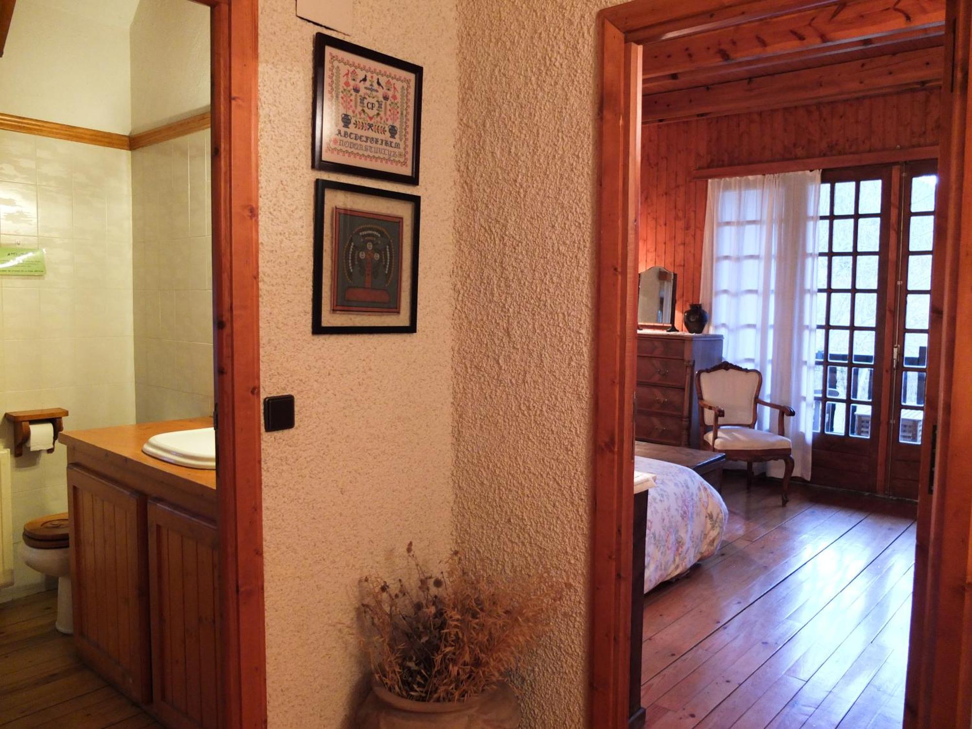 Casas De Zapatierno Guest House Espierba Room photo