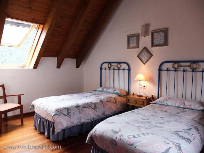 Casas De Zapatierno Guest House Espierba Room photo